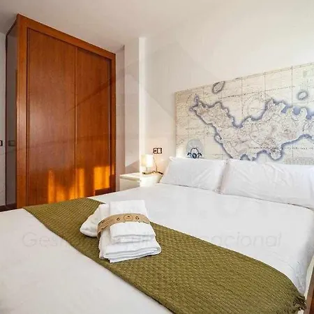 Piles Garden By Silastur 아파트 기욘